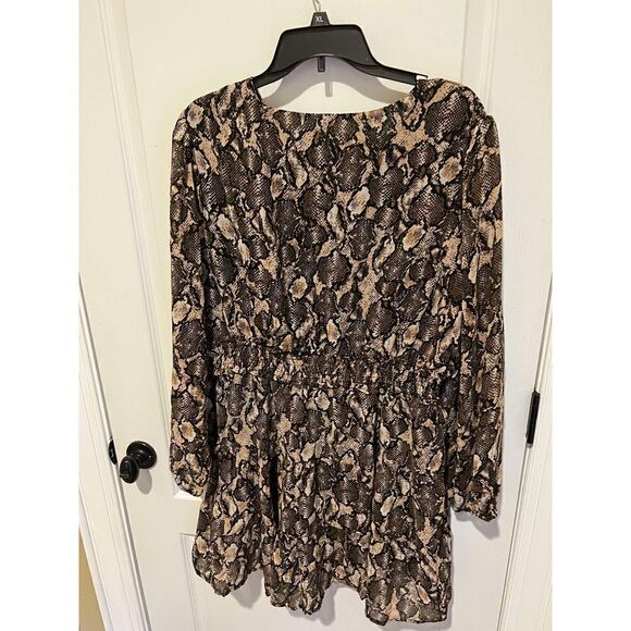 New Versona Cuban Sand Snake print dress size XL - Picture 3 of 10
